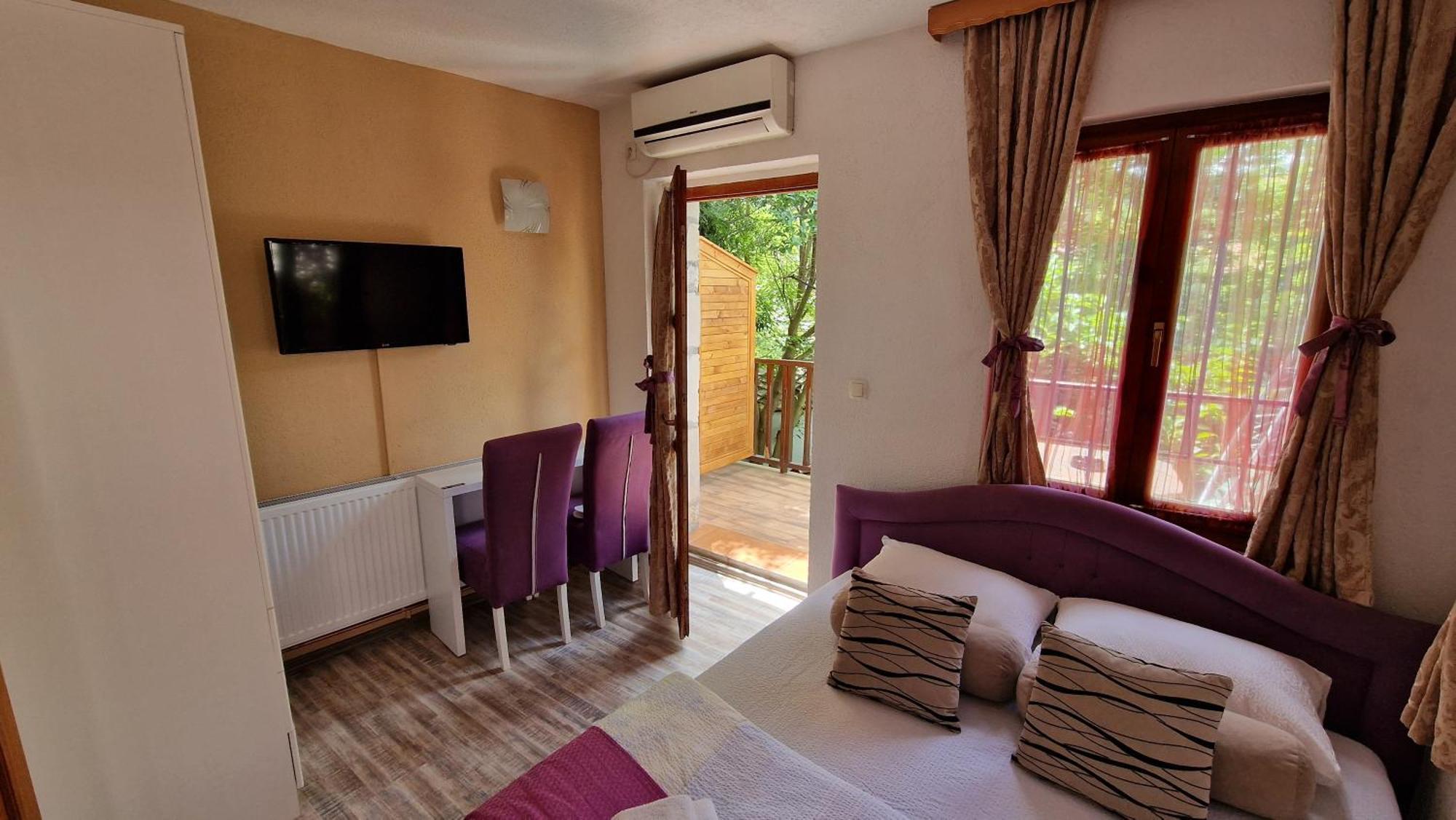 Pansion Oscar Summer Garden Mostar Luaran gambar