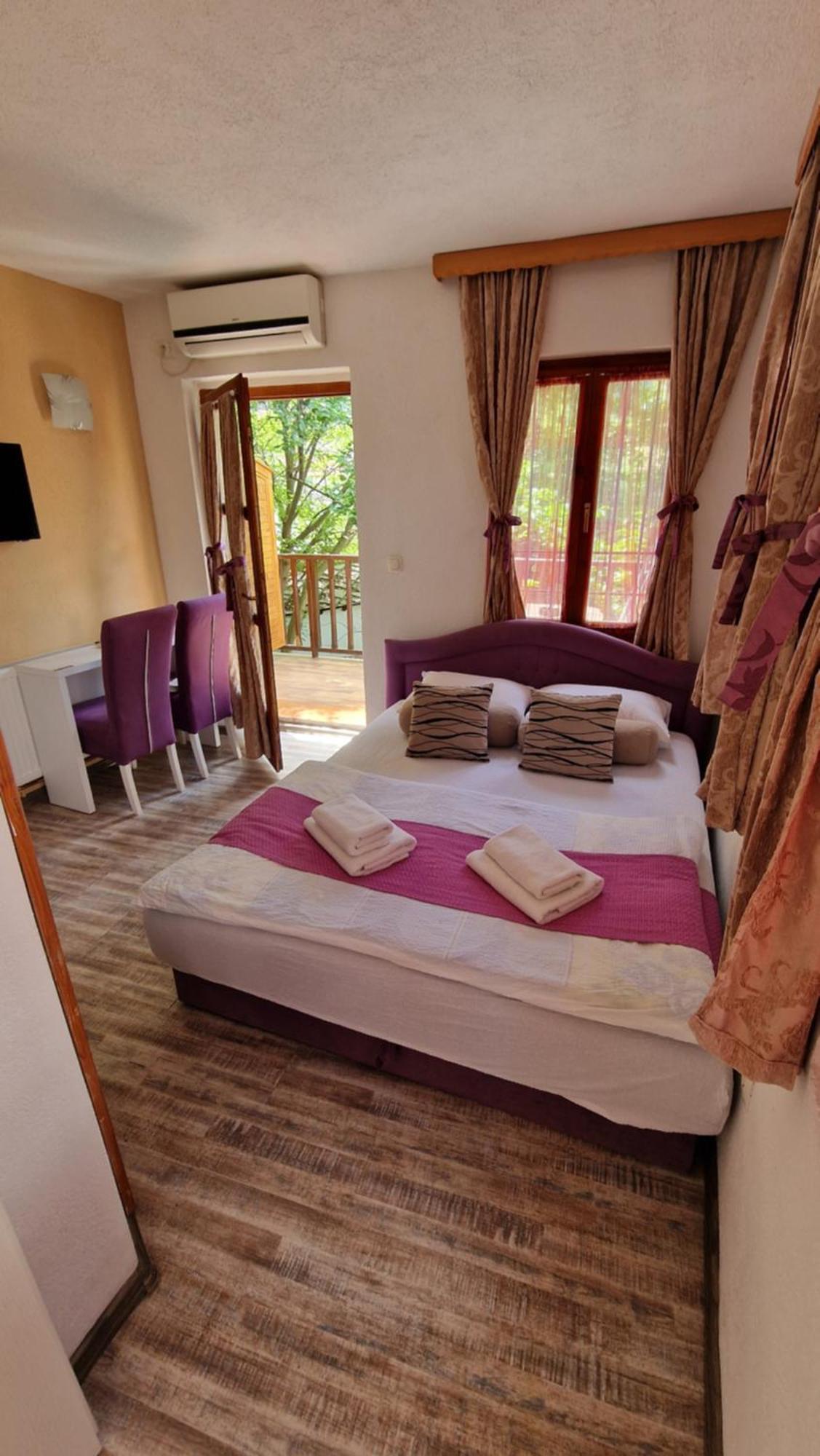 Pansion Oscar Summer Garden Mostar Luaran gambar