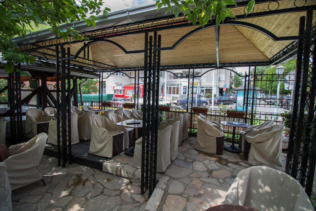 Pansion Oscar Summer Garden Mostar Luaran gambar