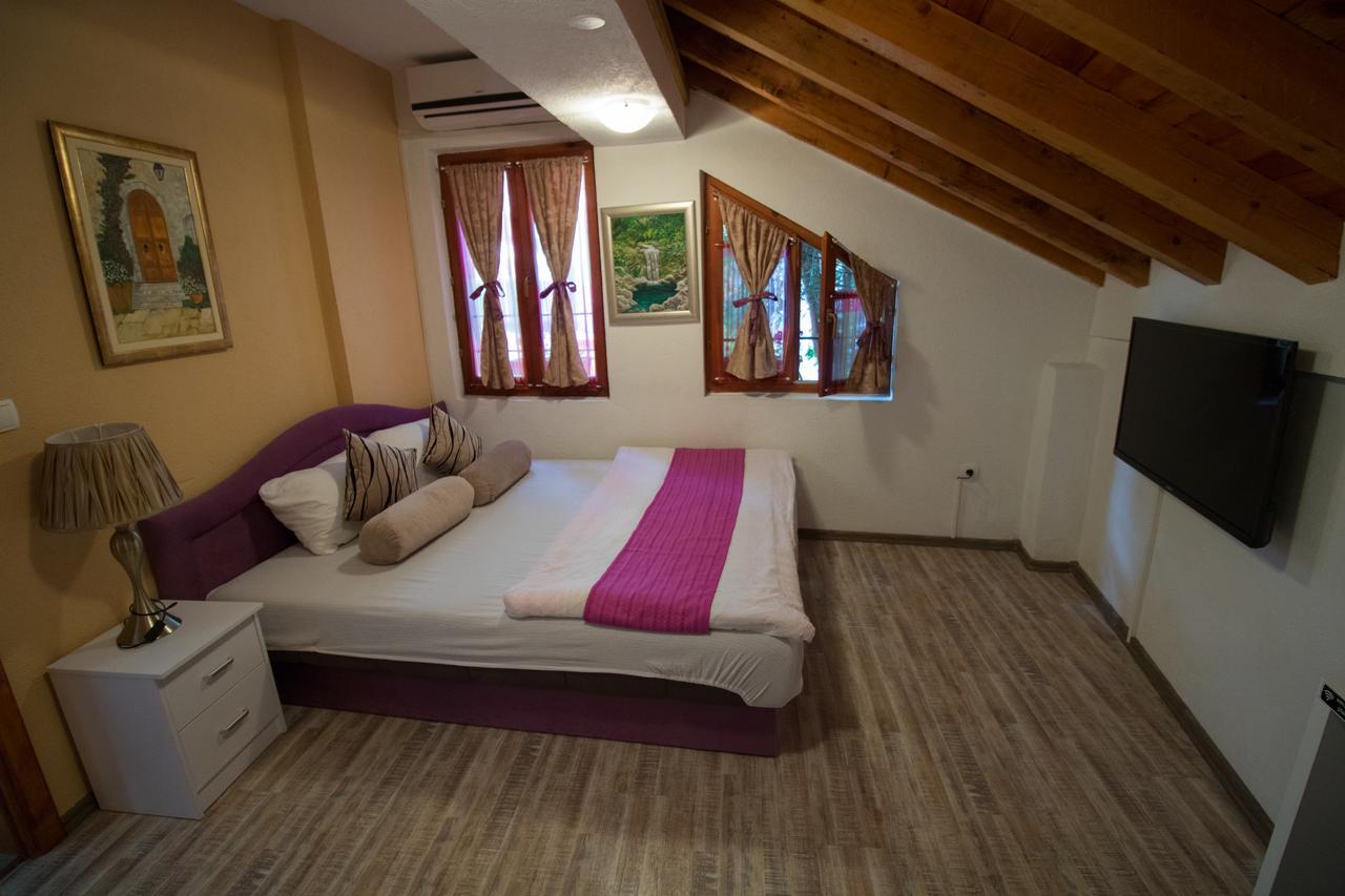 Pansion Oscar Summer Garden Mostar Luaran gambar